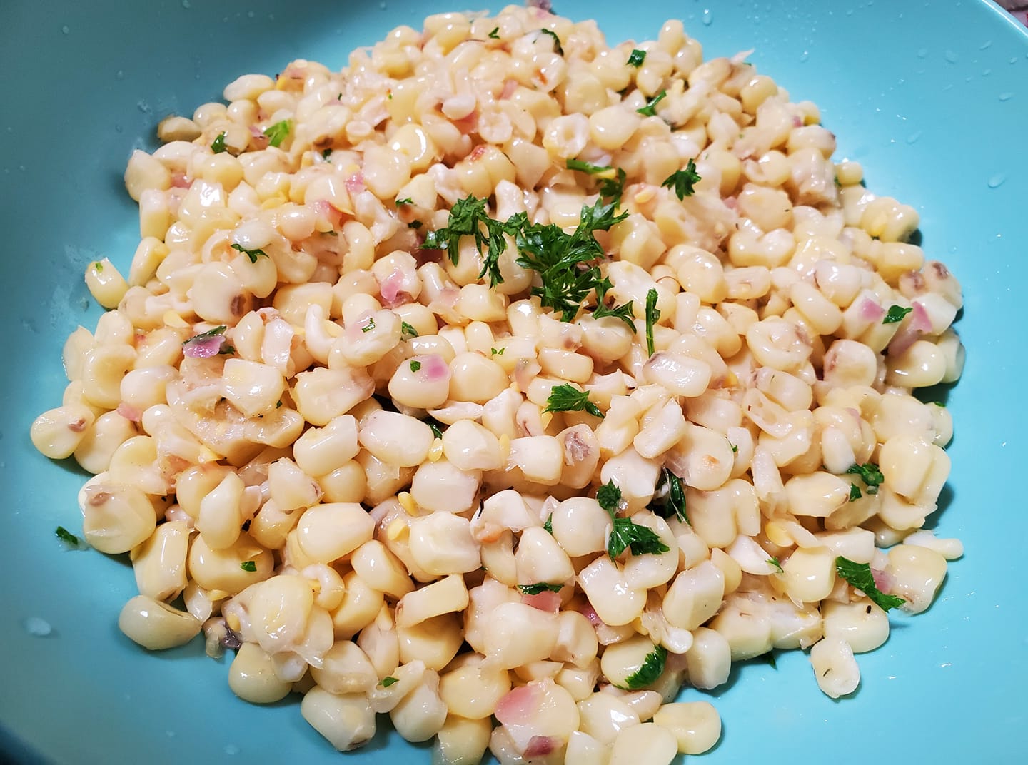 226 0 225.1968503937 300 Corn off the cobb